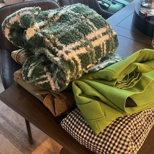 THIS BUNDLE IS SOLD Brand New Zara Bundle